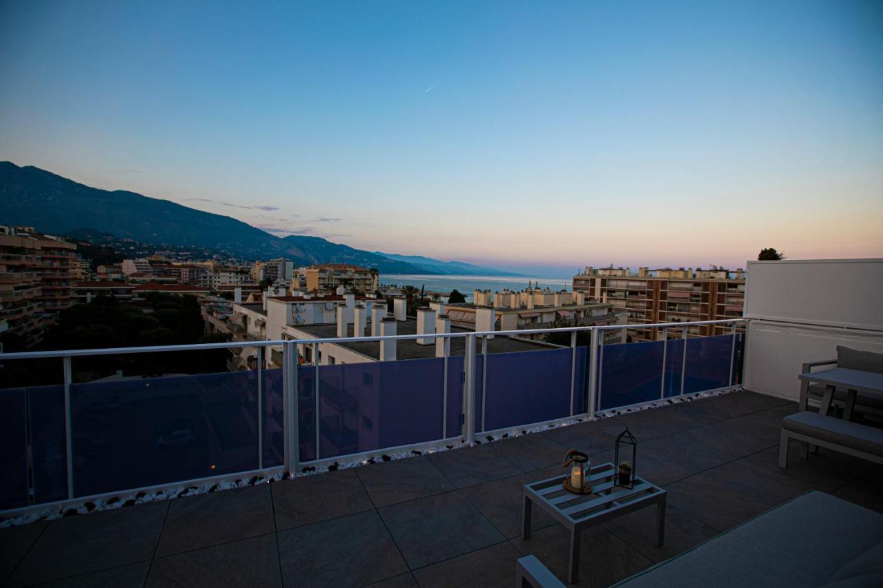 Castiello B&B โรกบรูน-กัป-มาร์แต็ง ภายนอก รูปภาพ